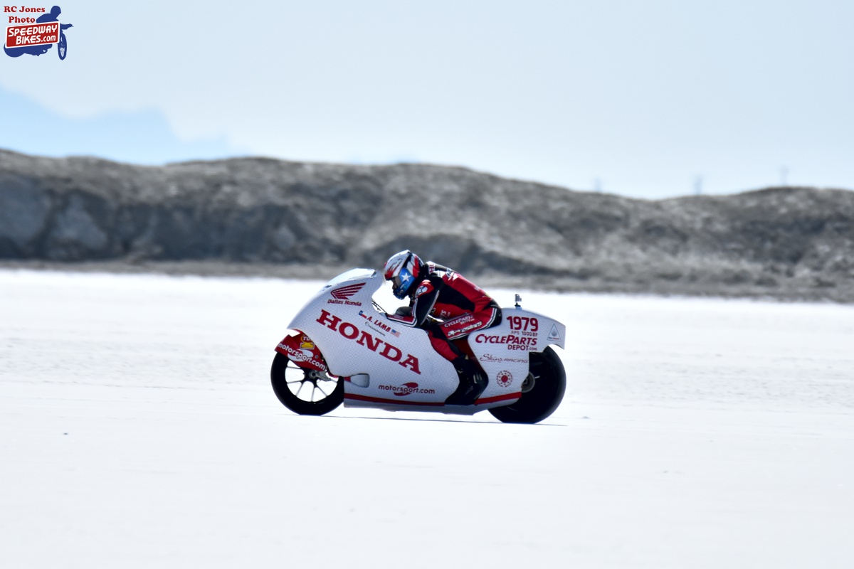 2016-Bonneville