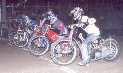 Division II main: (r. to l.) Hollenbeck, Strong, Joel Parsons, Joe Greene